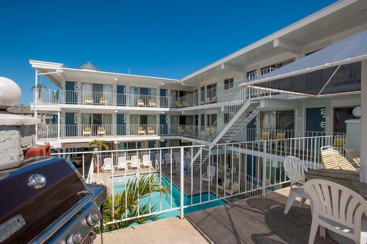 Harbor Light Family Resort