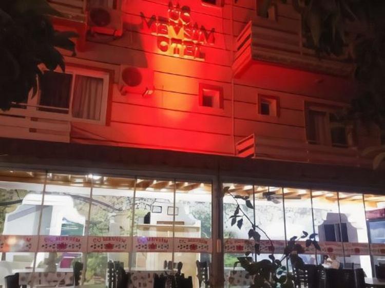 Üç Mevsim Hotel