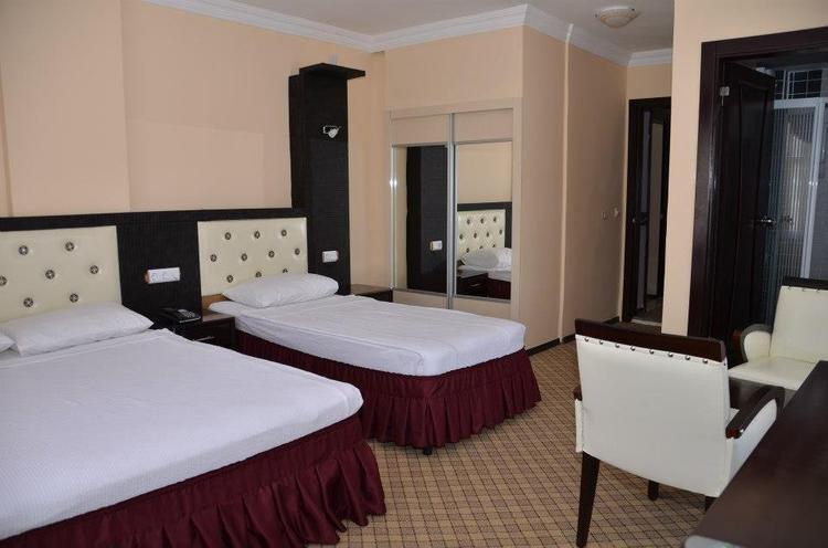 Grand Kaan Hotel