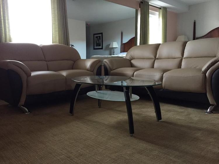 Chateau Suites