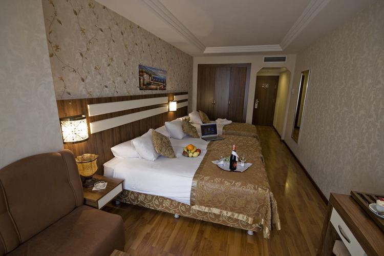 Cagyigit Hotel