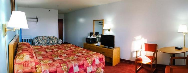 Eastbrook Inn