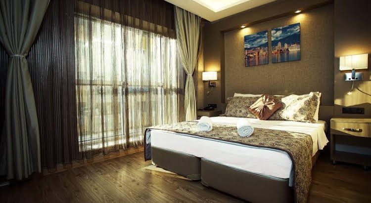 Hotel Iz