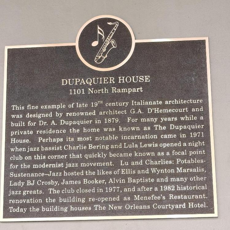 New Orleans Courtyard Hotel by the French Quarter