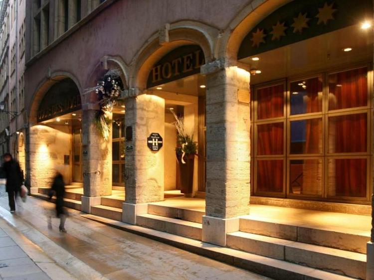Cour des Loges Lyon, a Radisson Collection Hotel