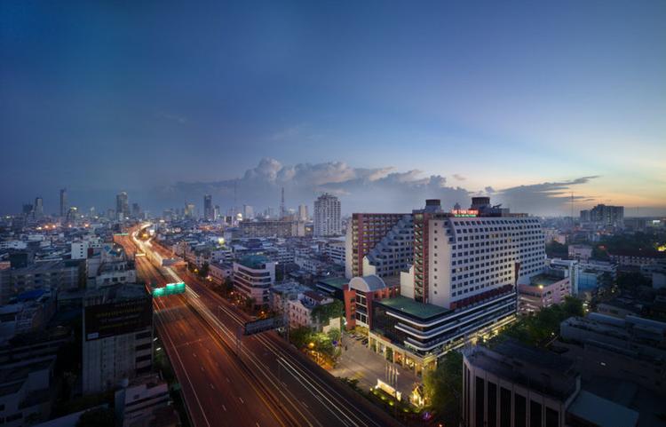 The Twin Towers Hotel