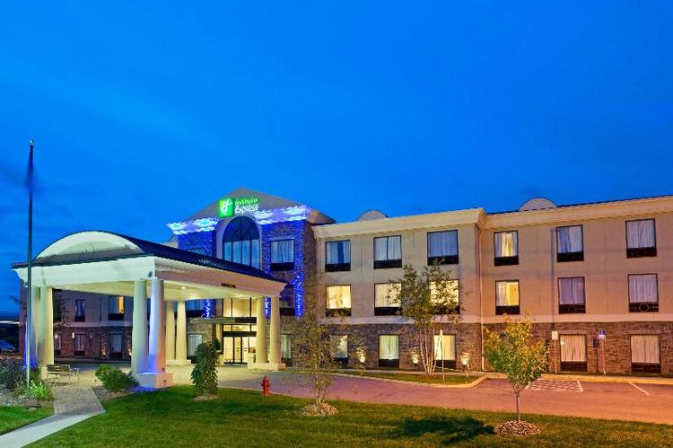 Holiday Inn Express Hotel & Suites Chester-Monroe