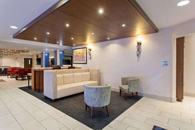 Holiday Inn Express Hotel & Suites Oakland