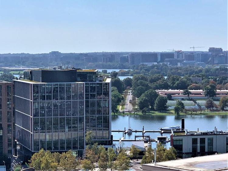 Hilton Washington DC National Mall The Wharf