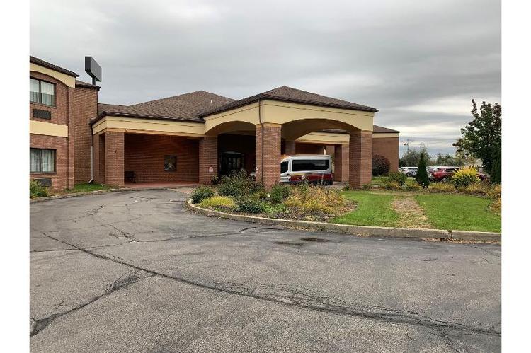 Townhouse Buffalo International Airport