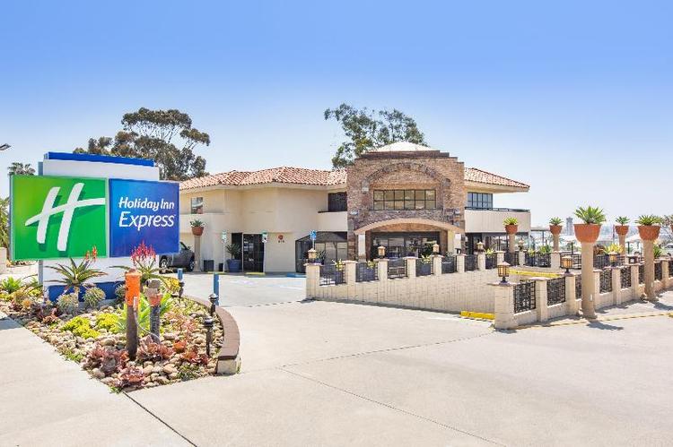 Holiday Inn Express Airport Old Town