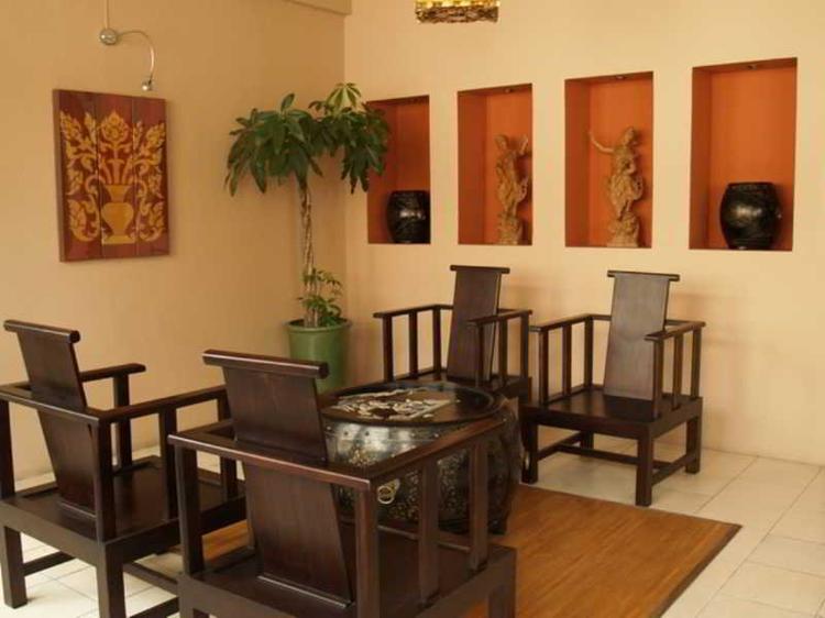Maninarakorn Hotel