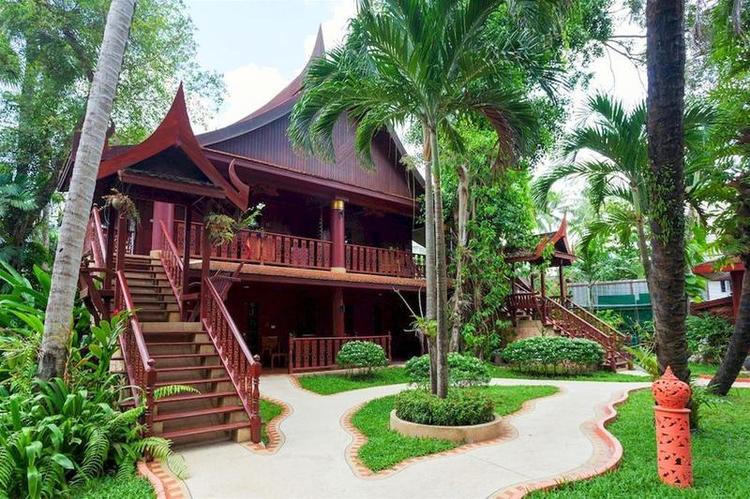 Royal Phawadee Village