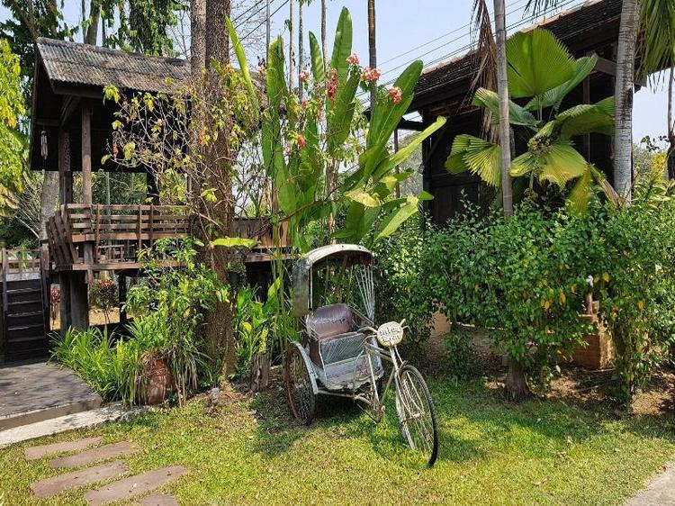 Sri-Ping Resort