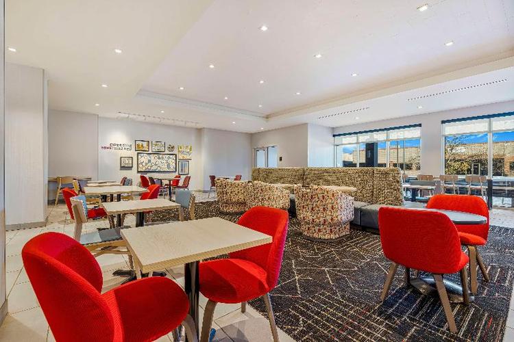 Home2 Suites By Hilton Colorado Springs Airport