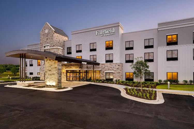 Fairfield Inn Suites By Marriott Rome
