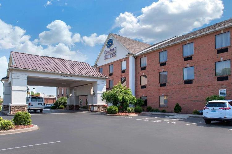 Comfort Suites Airport Airport