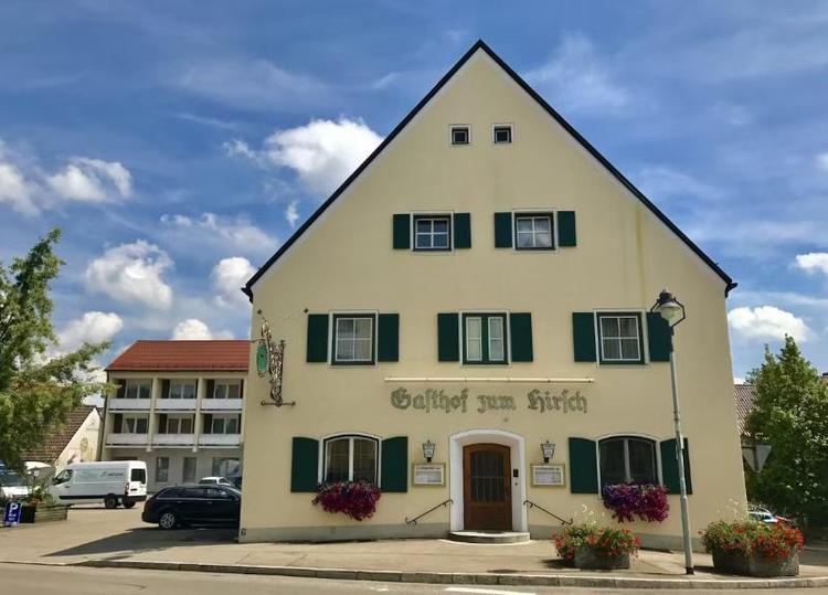 Hotel Und Gasthof Zum Hirsch