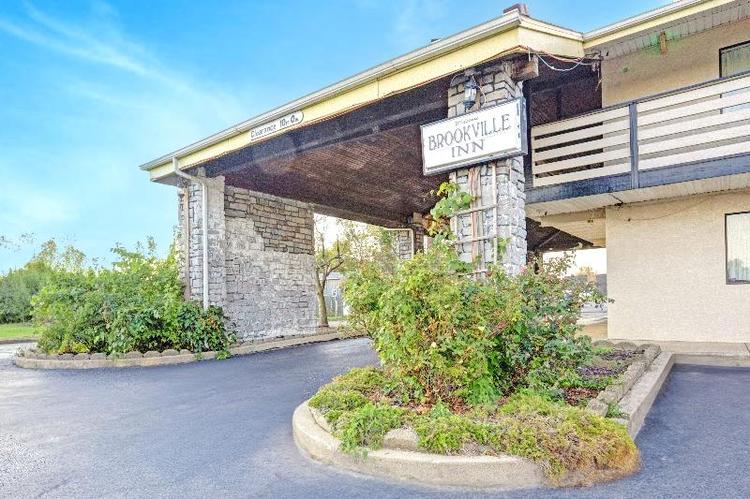 Brookville Inn OYO Dayton International Airport