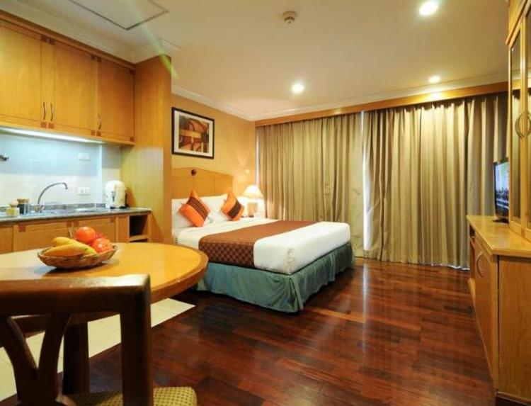 Admiral Suites Sukhumvit 22