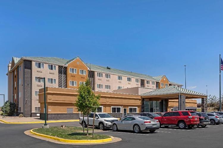 Quality Inn & Suites Denver Airport-Gateway Park