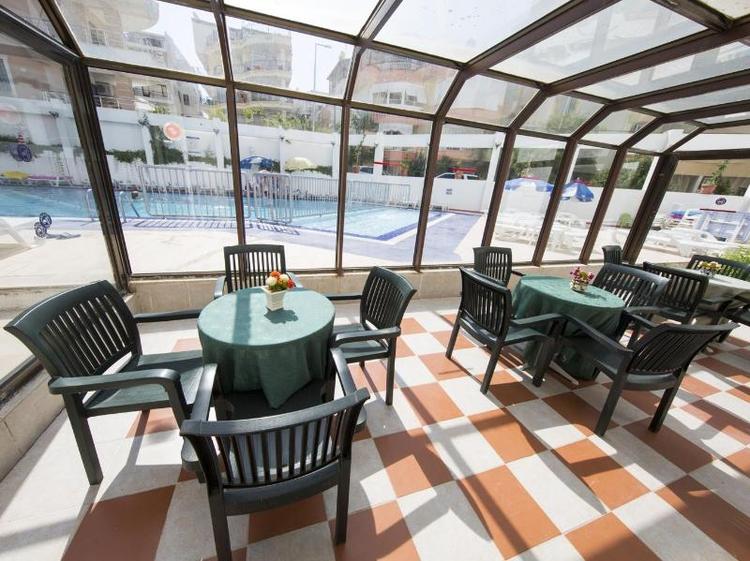 Tuntas Suites Altinkum