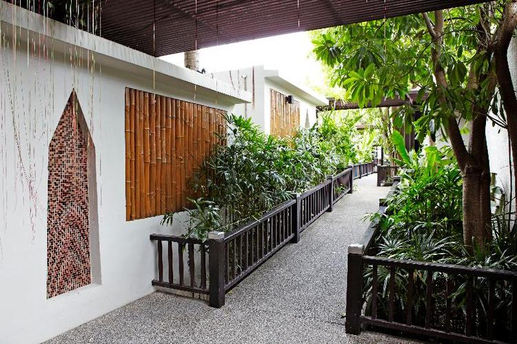 Sareeraya Villas & Suites