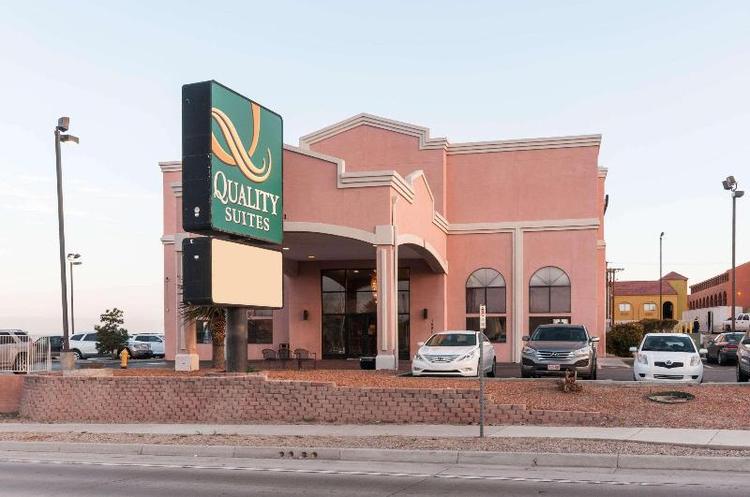 Quality Suites Albuquerque  Airport