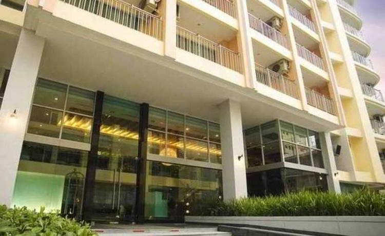 Golden Pearl Hotel
