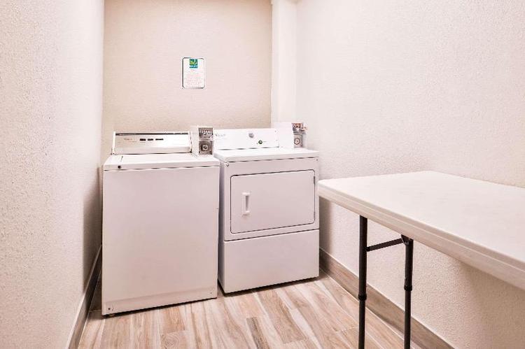Quality Inn & Suites Beaumont