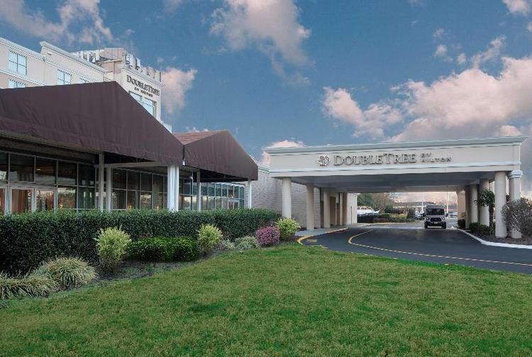 Doubletree By Hilton Hotel Norfolk Airport
