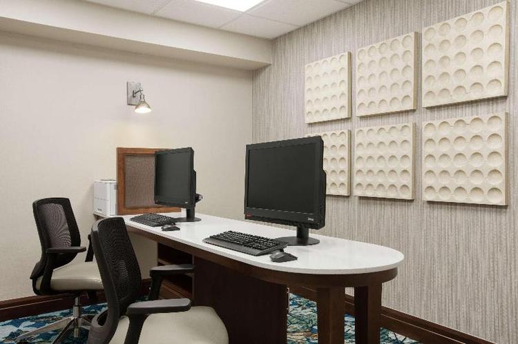 Homewood Suites by Hilton Kansas City-Airport