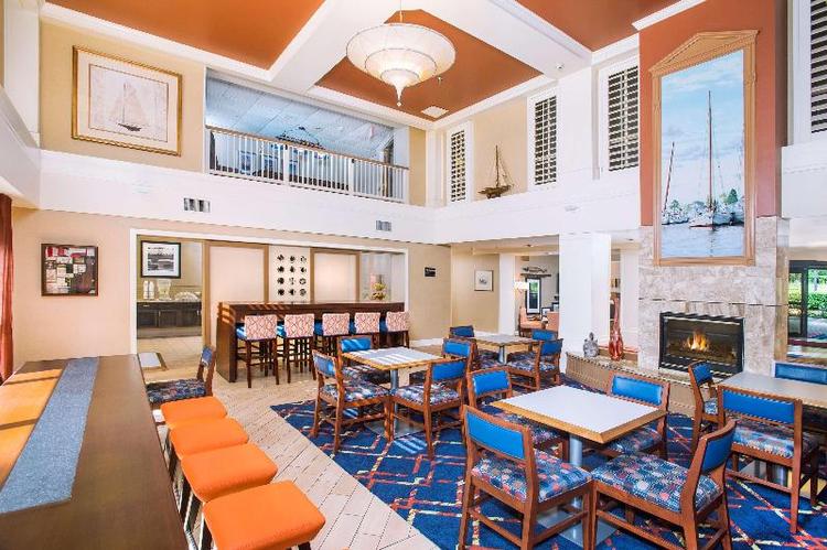 Hampton Inn & Suites Annapolis