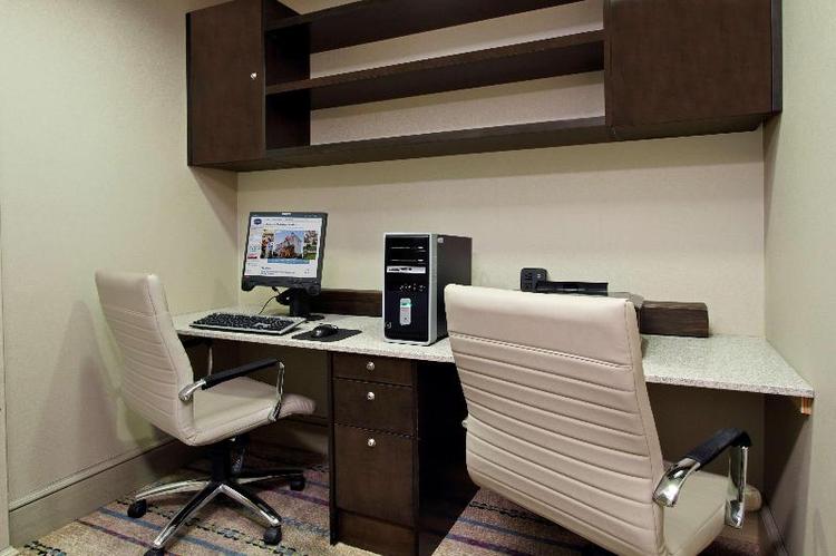 Hampton Inn Austin/Airport Area South