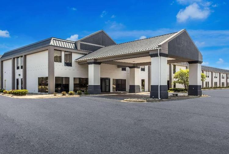 MainStay Suites Bourbonnais - Kankakee