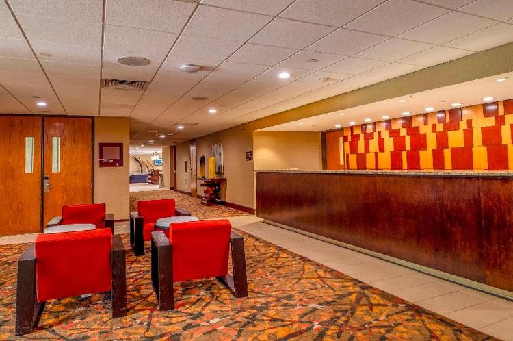 Doubletree Hotel & Conference Center St. Louis