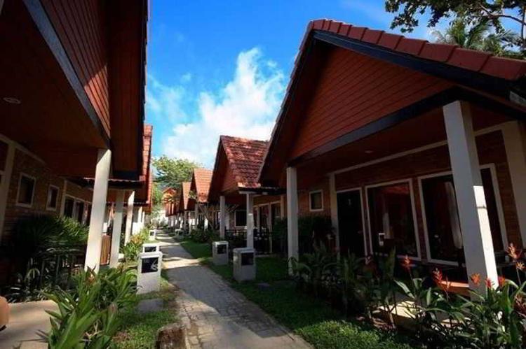 Ocean Breeze Resort Khaolak