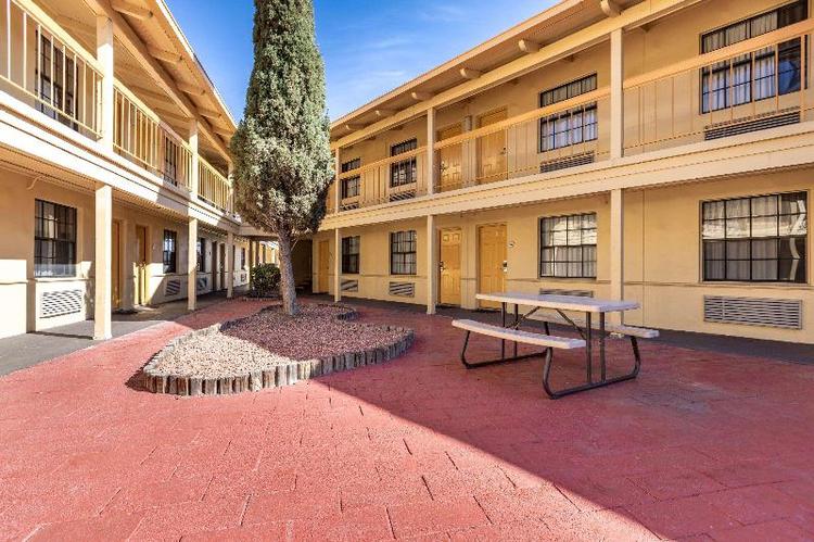 Travelodge by Wyndham El Paso - Airport