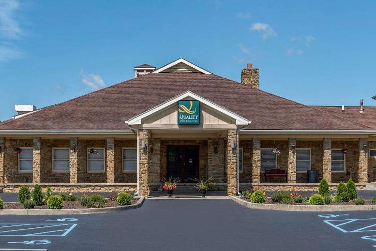 Quality Inn & Suites Bedford