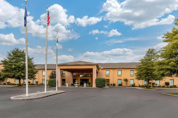Quality Inn & Suites Benton - Draffenville