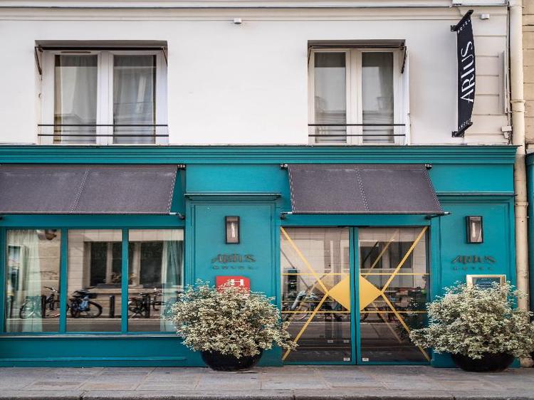 Artus Hotel