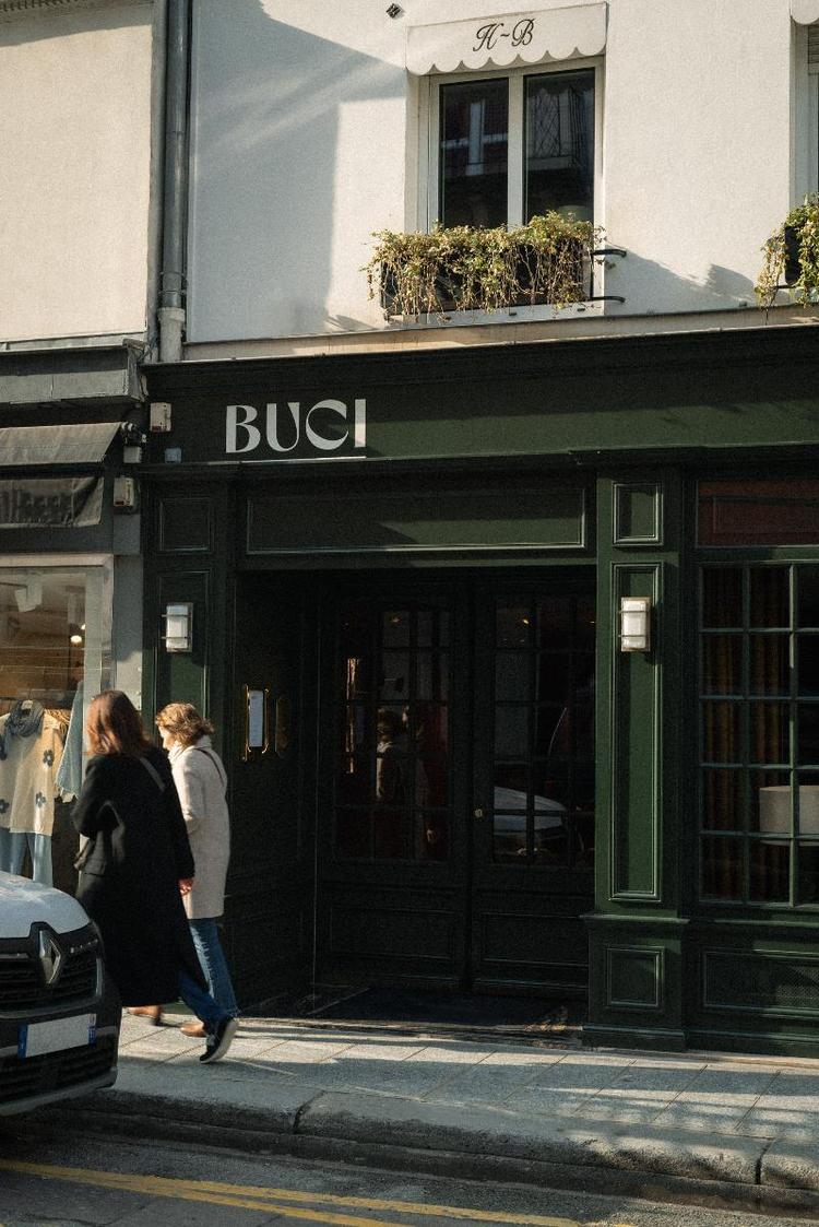 De Buci