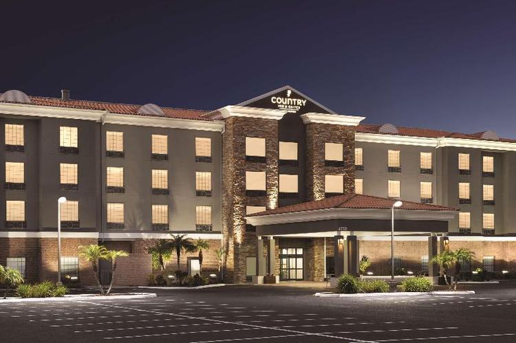 Country Inn & Suites by Radisson Tampa RJ Stadium
