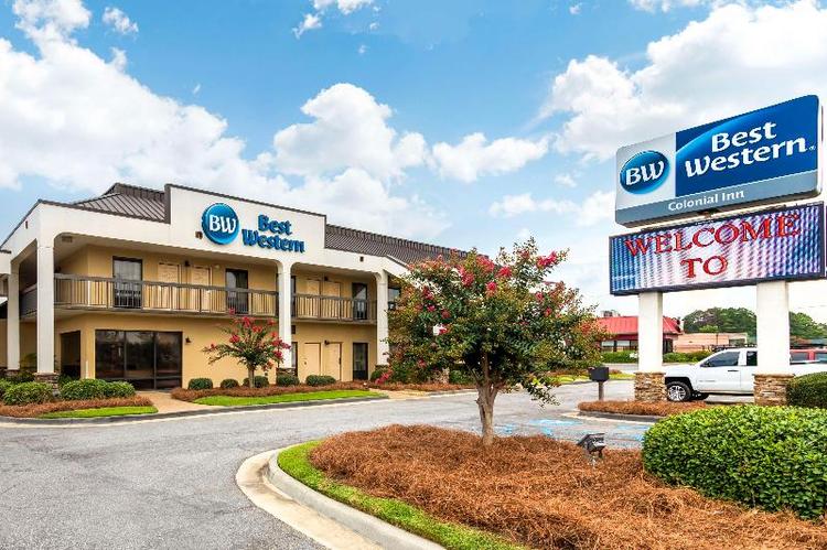 Best Western Colonial Inn