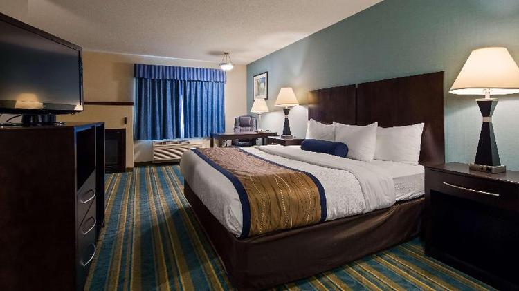 Best Western Plus Berkshire Hills Inn & Suites