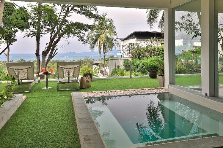 Code Samui Hotel