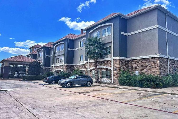La Quinta Inn & Suites Energy Corner