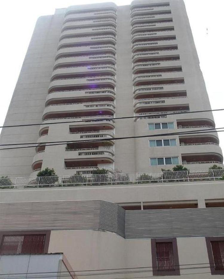 S.M. Grande Residence