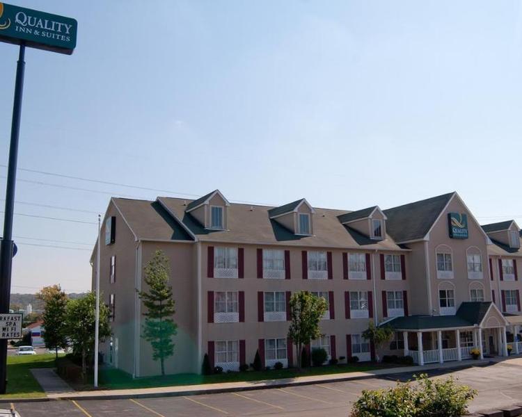Quality Inn & Suites Cincinnati Sharonville