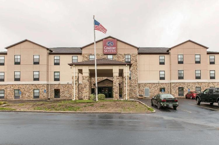 Comfort Suites
